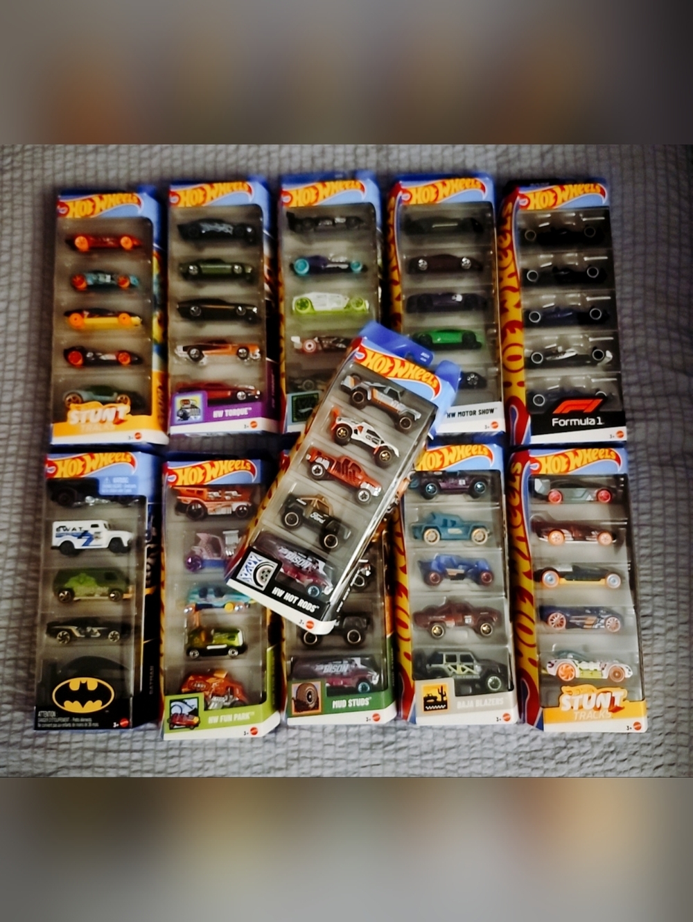 Hot Wheels Lots 26 singles And 11 Boxes Of 5 Cars Each